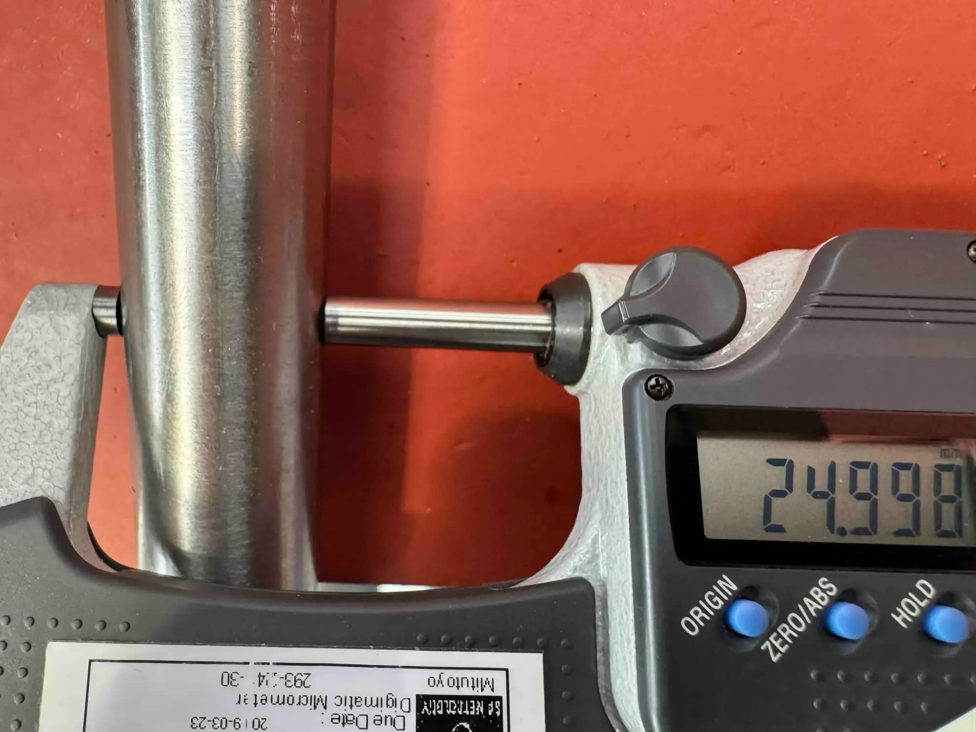 Idler shaft dimensional measurement
